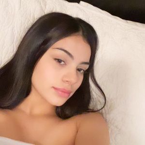 Meet your Posher, Giselle